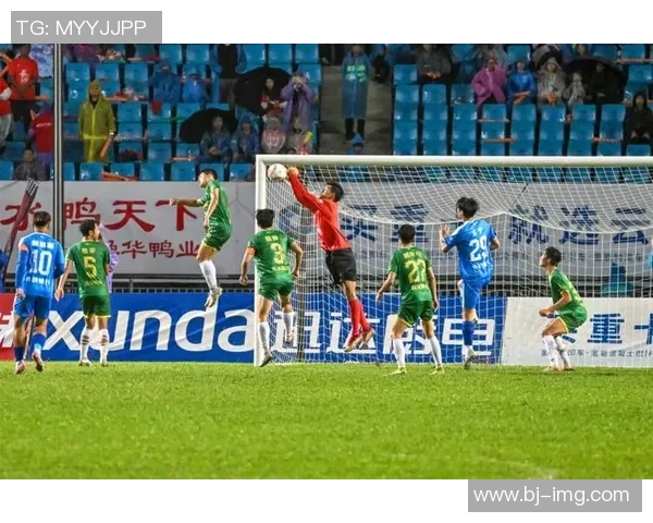 常德队奋勇拼搏展现湖湘精神推动地方足球蓬勃发展 常德队奋勇拼搏展现湖湘精神推动地方足球蓬勃发展