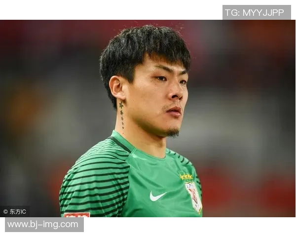 王大雷重返绿茵场展现实力，成就传奇守门员新篇章