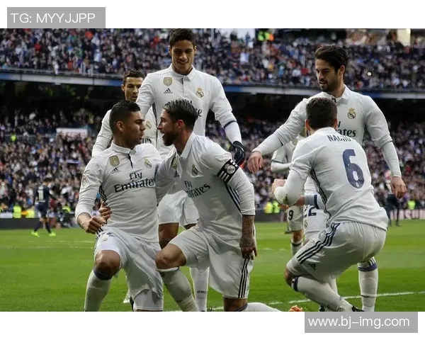 皇家马德里强势出击巅峰对决再燃绿茵荣耀争锋瞬间 皇家马德里强势出击巅峰对决再燃绿茵荣耀争锋瞬间