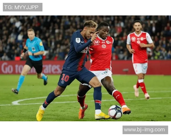 里昂主场鏖战马赛巅峰对决演绎法甲豪门荣光之夜